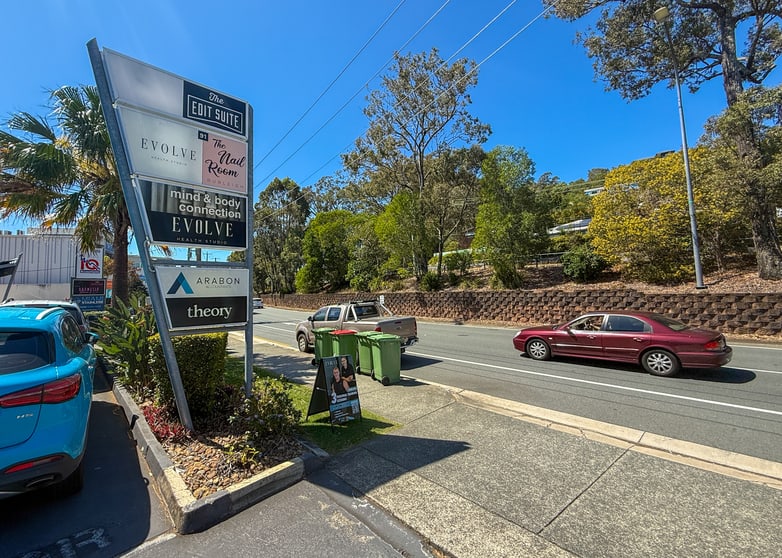 Click to view all images 3/91 West Burleigh Road Burleigh Heads QLD 4220 - Image 2