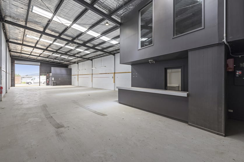 Click to view all images 132 Fyans Street South Geelong VIC 3220 - Image 3