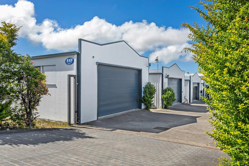 Click to view all images 1/10 Shearwater Drive Taylors Beach NSW 2316 - Image 2