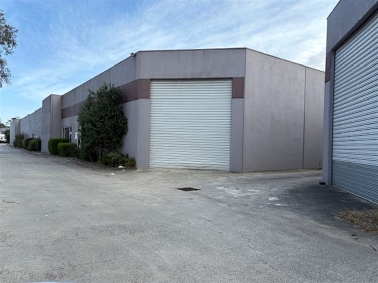 Click to view all images 21/6-7 Nicole Close Bayswater VIC 3153 - Image 1