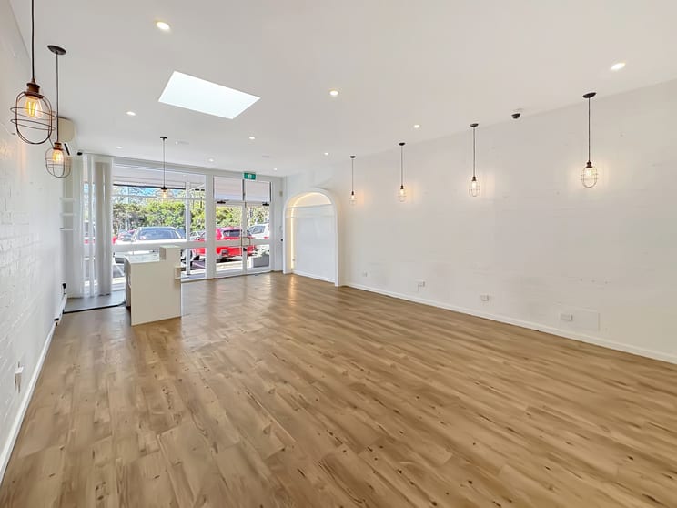 Click to view all images 2/490A Central Coast Highway Erina Heights NSW 2260 - Image 2