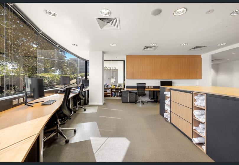 Click to view all images 3 Northcliff St Milsons Point NSW 2061 - Image 3