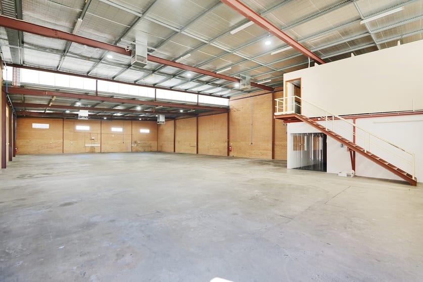 Click to view all images 14 Hehir Street Belmont WA 6104 - Image 3