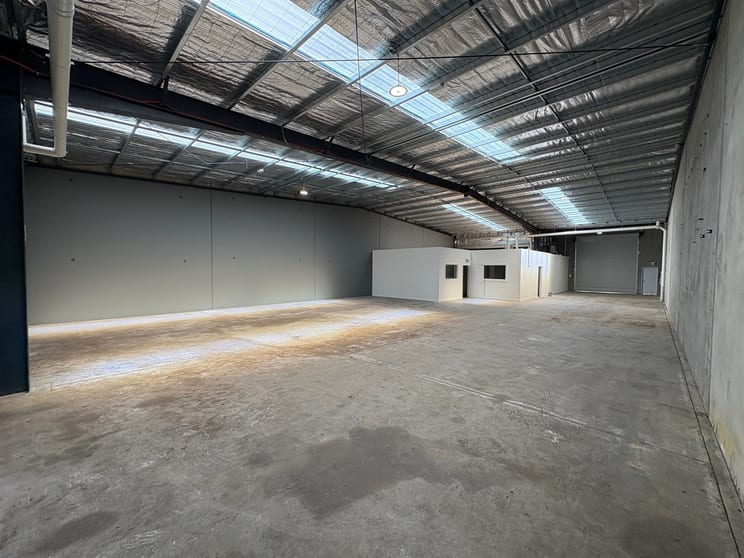 Click to view all images 31/128 Canterbury Road Kilsyth VIC 3137 - Image 3
