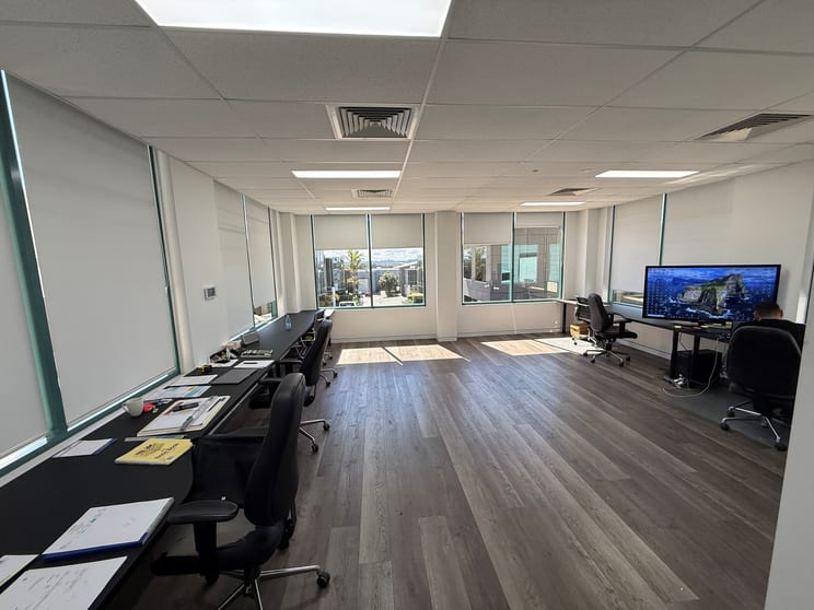 18/398 The Boulevarde Kirrawee NSW 2232 - Image 3