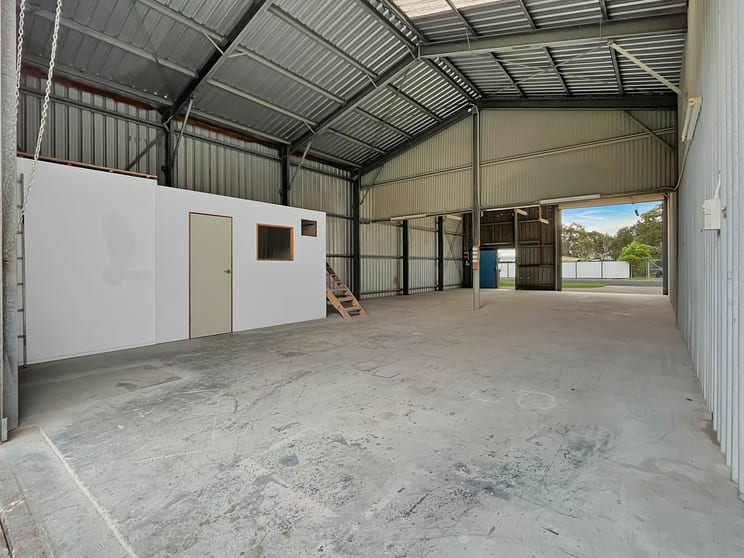 Click to view all images 129 Emperor Street Tin Can Bay QLD 4580 - Image 2