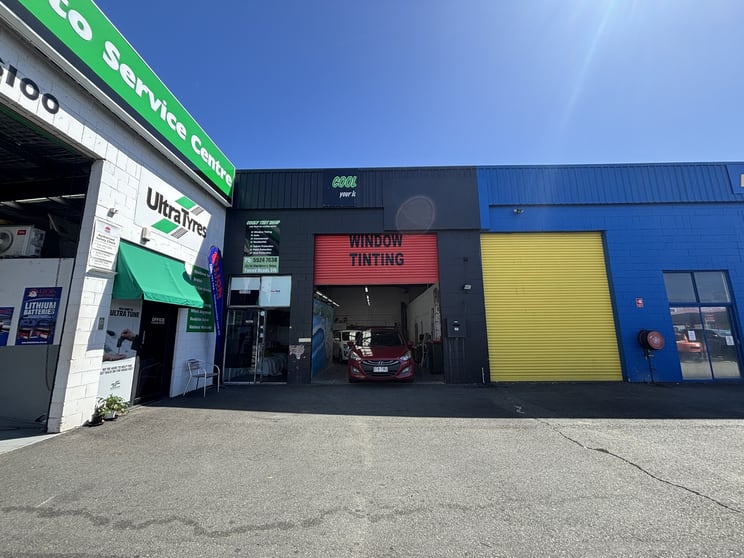 Click to view all images 3a/14 Machinery Drive Tweed Heads South NSW 2486 - Image 3