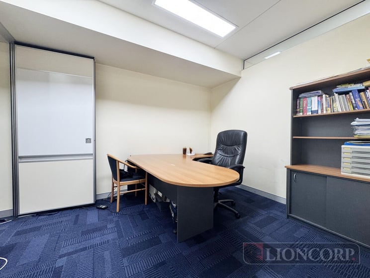Upper Mount Gravatt QLD 4122 - Image 2