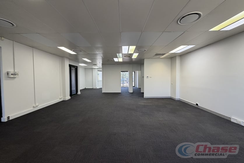 Click to view all images 481 Logan Road Greenslopes QLD 4120 - Image 1
