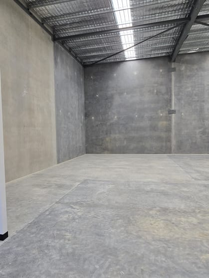 Click to view all images 3/7 Global Road Neerabup WA 6031 - Image 3