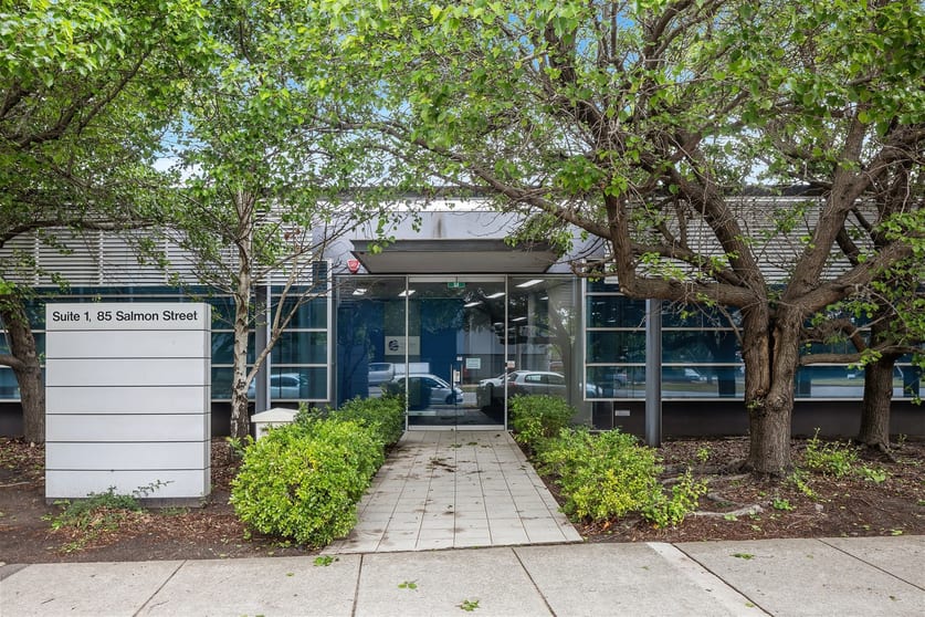 Click to view all images 1/85 Salmon Street Port Melbourne VIC 3207 - Image 1