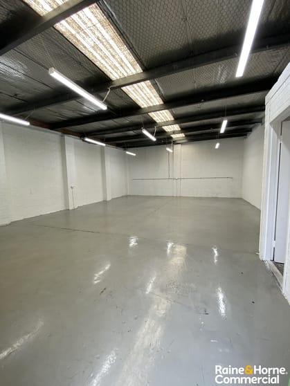 Click to view all images Unit 17B/4 Louise Avenue Ingleburn NSW 2565 - Image 2