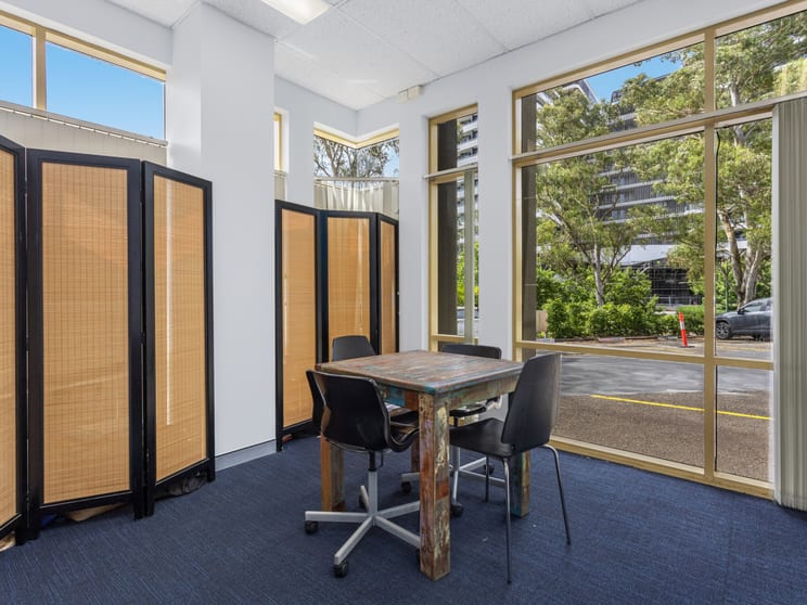 Click to view all images 3/1 Maitland Place Norwest NSW 2153 - Image 3