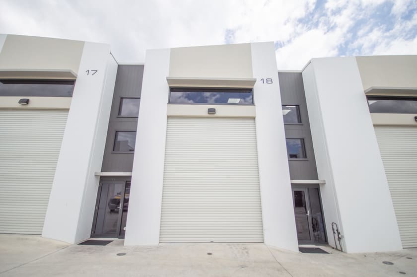 Click to view all images Molendinar QLD 4214 - Image 1