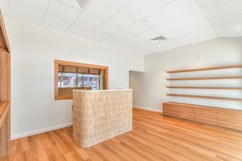 Click to view all images 1/82 Griffith Street Coolangatta QLD 4225 - Image 2