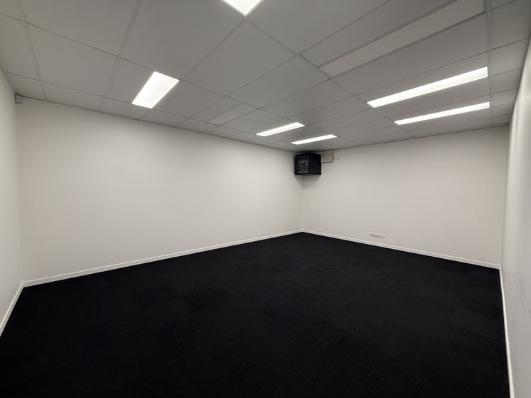 Click to view all images 4/65 Grand Plaza Drive Browns Plains QLD 4118 - Image 3
