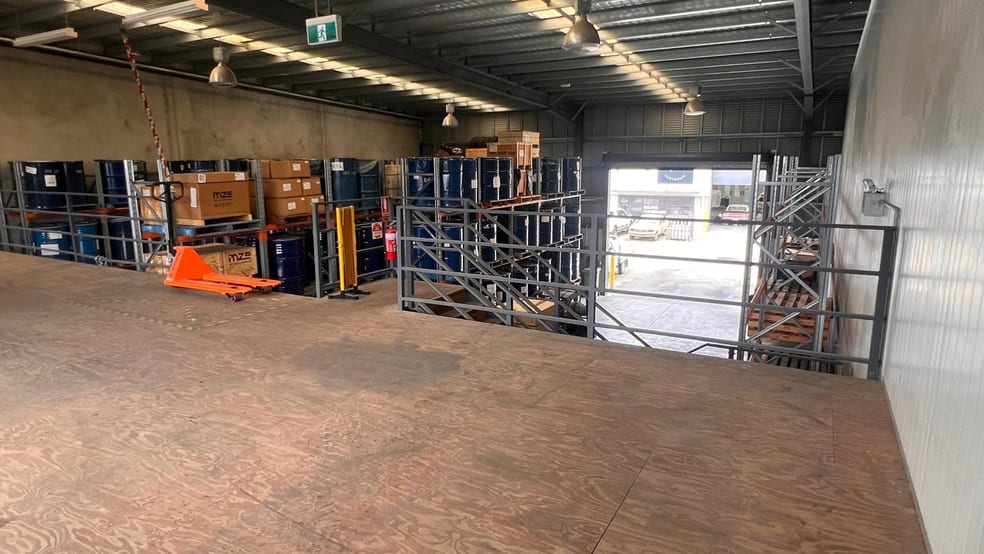 Click to view all images 4/17 Shipper Drive Coomera QLD 4209 - Image 2