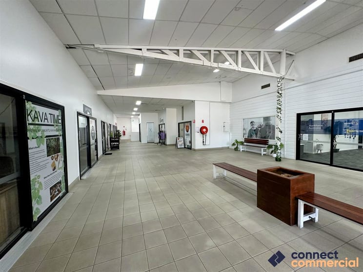 Click to view all images 8/17 Railway Street Stanthorpe QLD 4380 - Image 2