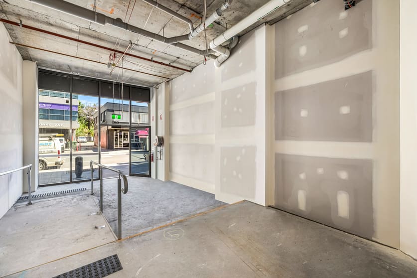 Shop 5/8 Oaks Avenue Dee Why NSW 2099 - Image 3