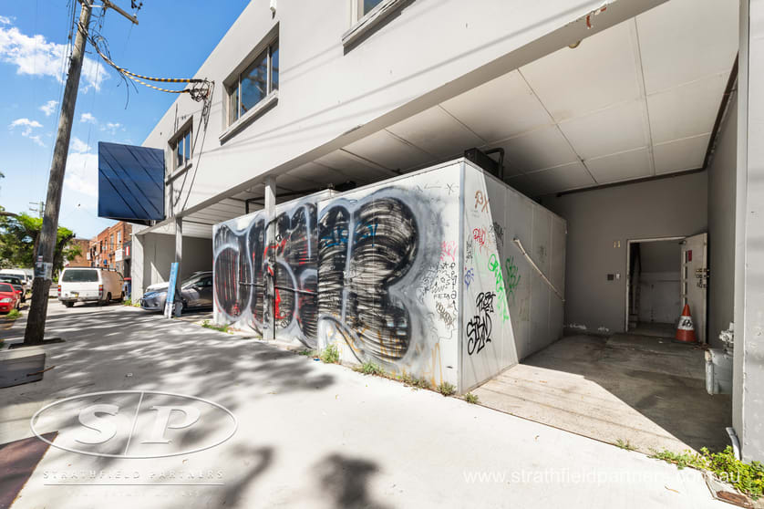 Click to view all images 11 Fitzroy Street Marrickville NSW 2204 - Image 2