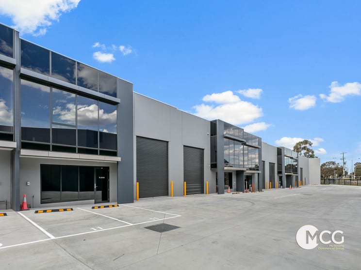 Click to view all images 37-39 Trevi Crescent Tullamarine VIC 3043 - Image 2
