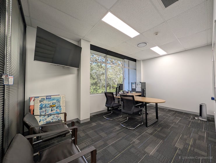 3/1a Video Avenue Mount Lofty QLD 4350 - Image 2