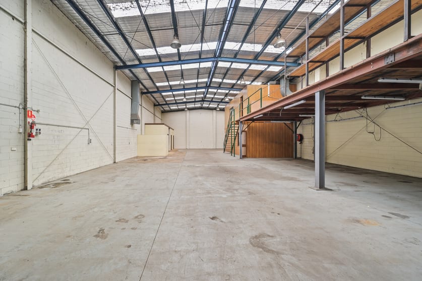 Click to view all images 3/10 Eskay Road Oakleigh South VIC 3167 - Image 2