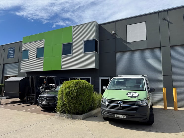 Click to view all images Unit 8a/8 - 18 Wurrook Circuit Caringbah NSW 2229 - Image 2