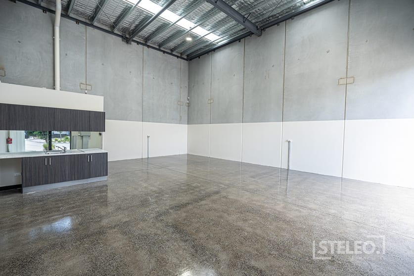 Click to view all images 20/2 Thomsons Road Keilor Park VIC 3042 - Image 2