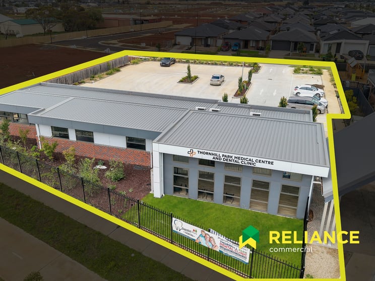 Click to view all images 97 Murray Road Thornhill Park VIC 3335 - Image 2