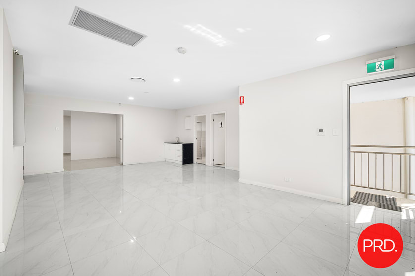 Click to view all images 35C Planthurst Street Carlton NSW 2218 - Image 2