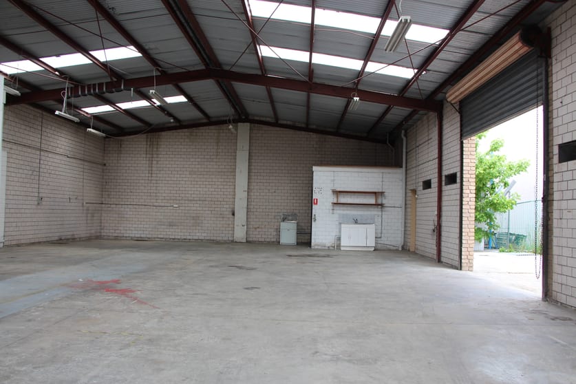 Click to view all images 27 Winterton Road Clayton VIC 3168 - Image 3