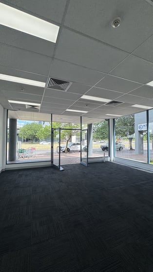 Click to view all images 1 bld 2/21 Benjamin Way Belconnen ACT 2617 - Image 2