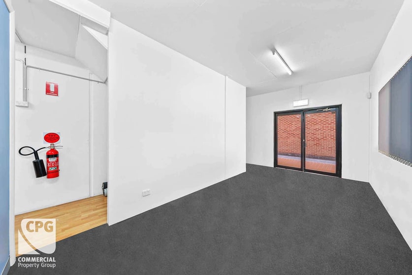 Click to view all images 50a Alexander Avenue Taren Point NSW 2229 - Image 3