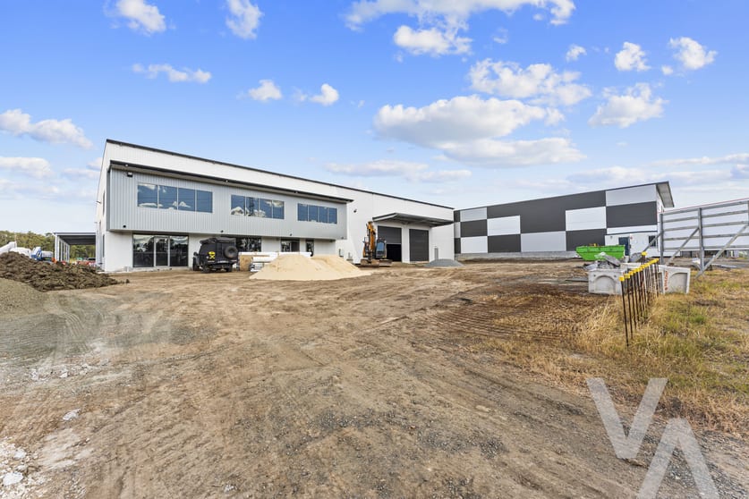 Click to view all images 8 Viney Creek Drive Black Hill NSW 2322 - Image 1