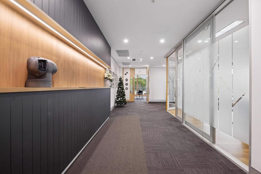 Click to view all images 44 Sydney Avenue Forrest ACT 2603 - Image 5