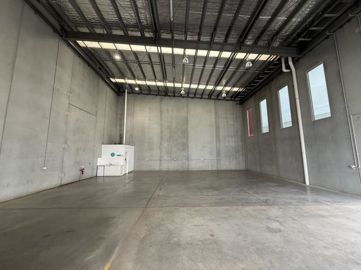 2 / 52 Wirraway Dr Port Melbourne VIC 3207 - Image 3