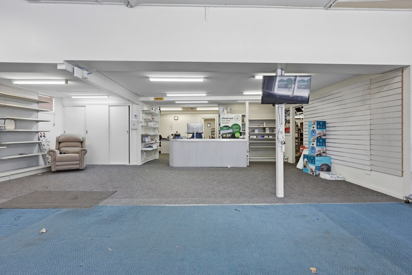 Click to view all images 24-26 Earl Street Launceston TAS 7250 - Image 2