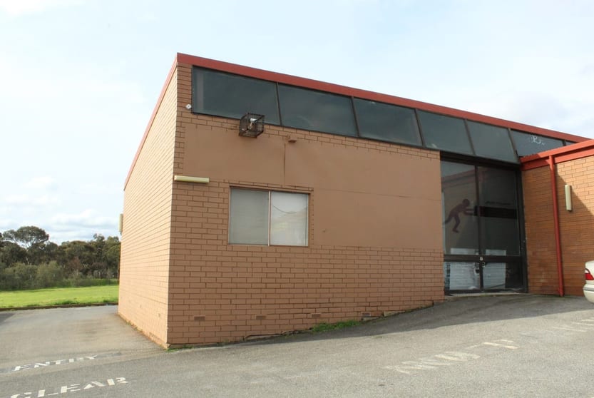 Click to view all images 7/96 Research Road Pooraka SA 5095 - Image 2