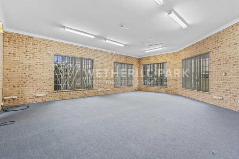 Click to view all images Wetherill Park NSW 2164 - Image 2