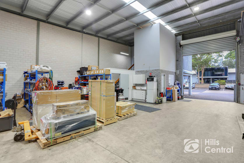 Click to view all images 19/5 Hudson Avenue Castle Hill NSW 2154 - Image 3
