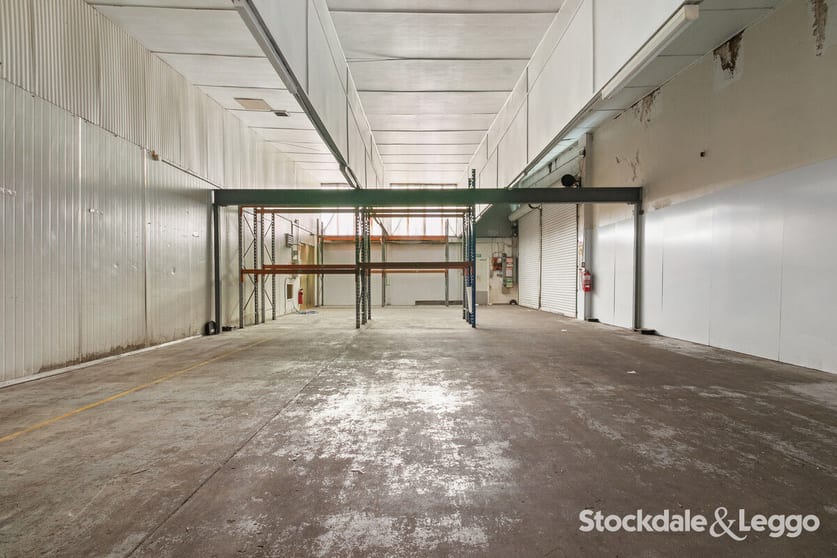 Click to view all images 74-76 Waterloo Road Moe VIC 3825 - Image 3