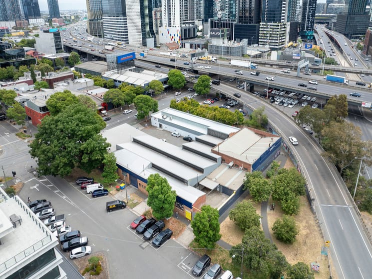 Click to view all images Unit 2/67-71 Moray Street South Melbourne VIC 3205 - Image 2