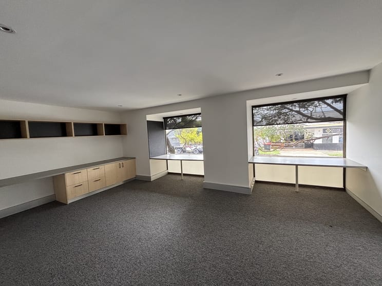 Click to view all images Brookvale NSW 2100 - Image 3