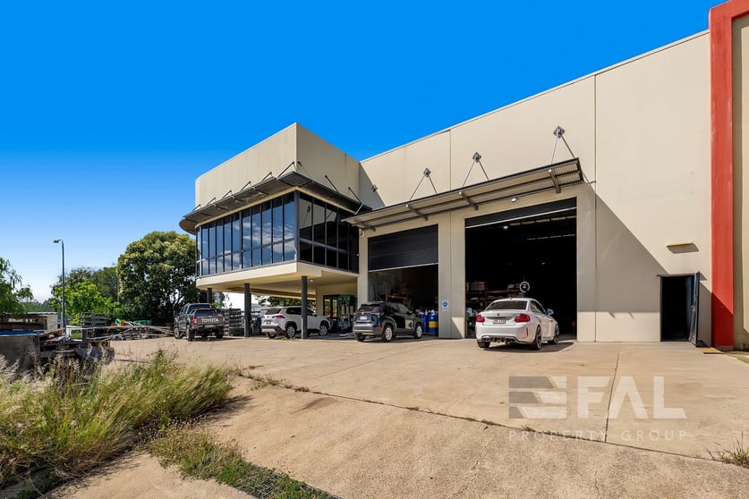 Click to view all images Wacol QLD 4076 - Image 1