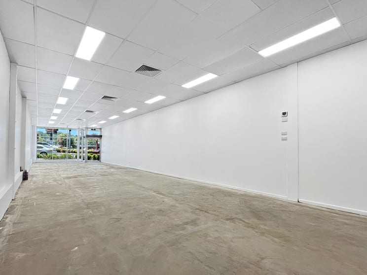 Click to view all images 1/53-55 Currie Street Nambour QLD 4560 - Image 3