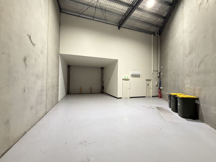 Unit 16, 15 Thackray Road Port Melbourne VIC 3207 - Image 2