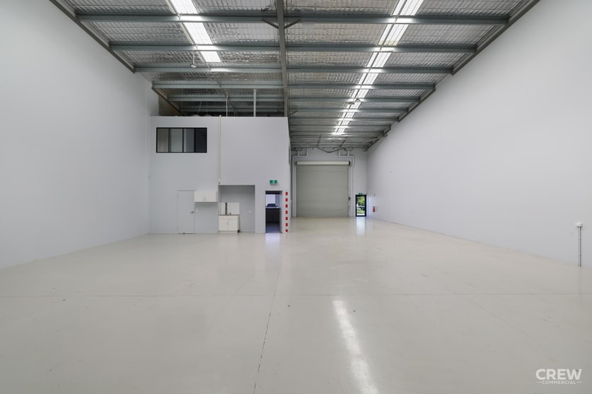 Click to view all images 5/8 Distribution Court Arundel QLD 4214 - Image 2
