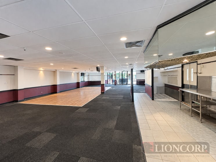 Click to view all images Woolloongabba QLD 4102 - Image 2