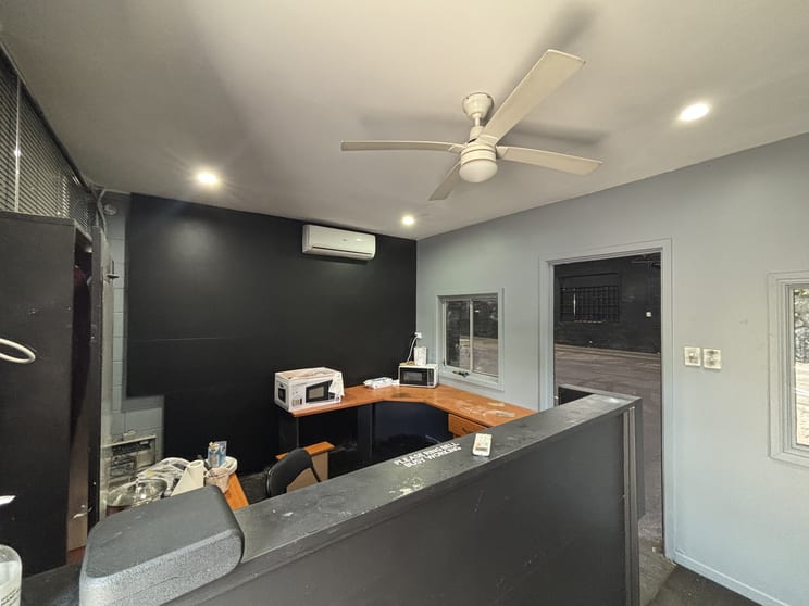 Kamholtz Court Molendinar QLD 4214 - Image 3